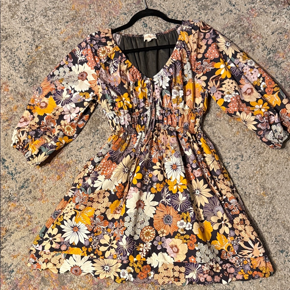 Listicle Floral 2/4 Sleeve Dress w/ Scalloped Hem L
